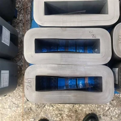 Transformador monofásico montado en poste de 15 kVA